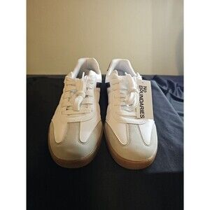 No Boundaries Sport Shoes Size 8.5M WHITE/BLACK